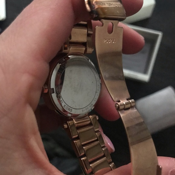 Women's Kate Spade watch - Picture 3 of 5